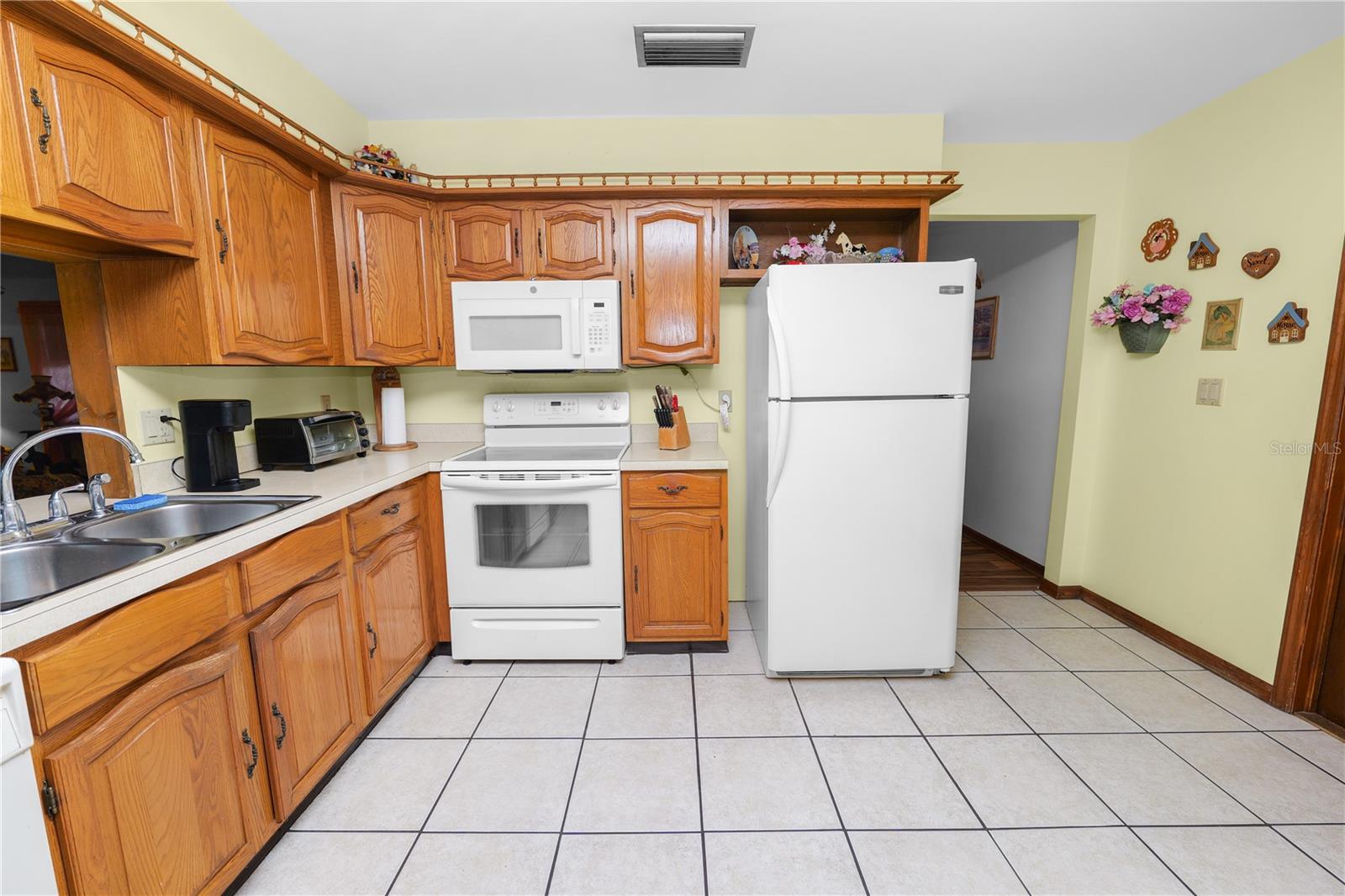 MOLL ACRES - Residential