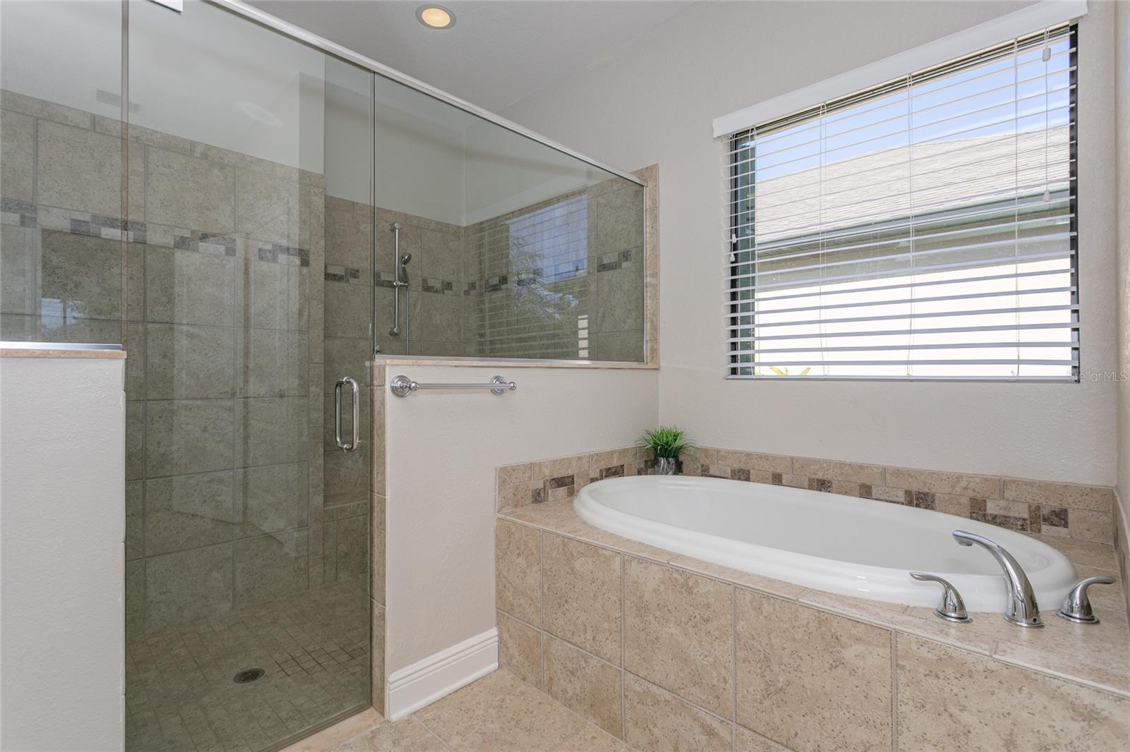 VILLA MILANO PH 3 - Residential