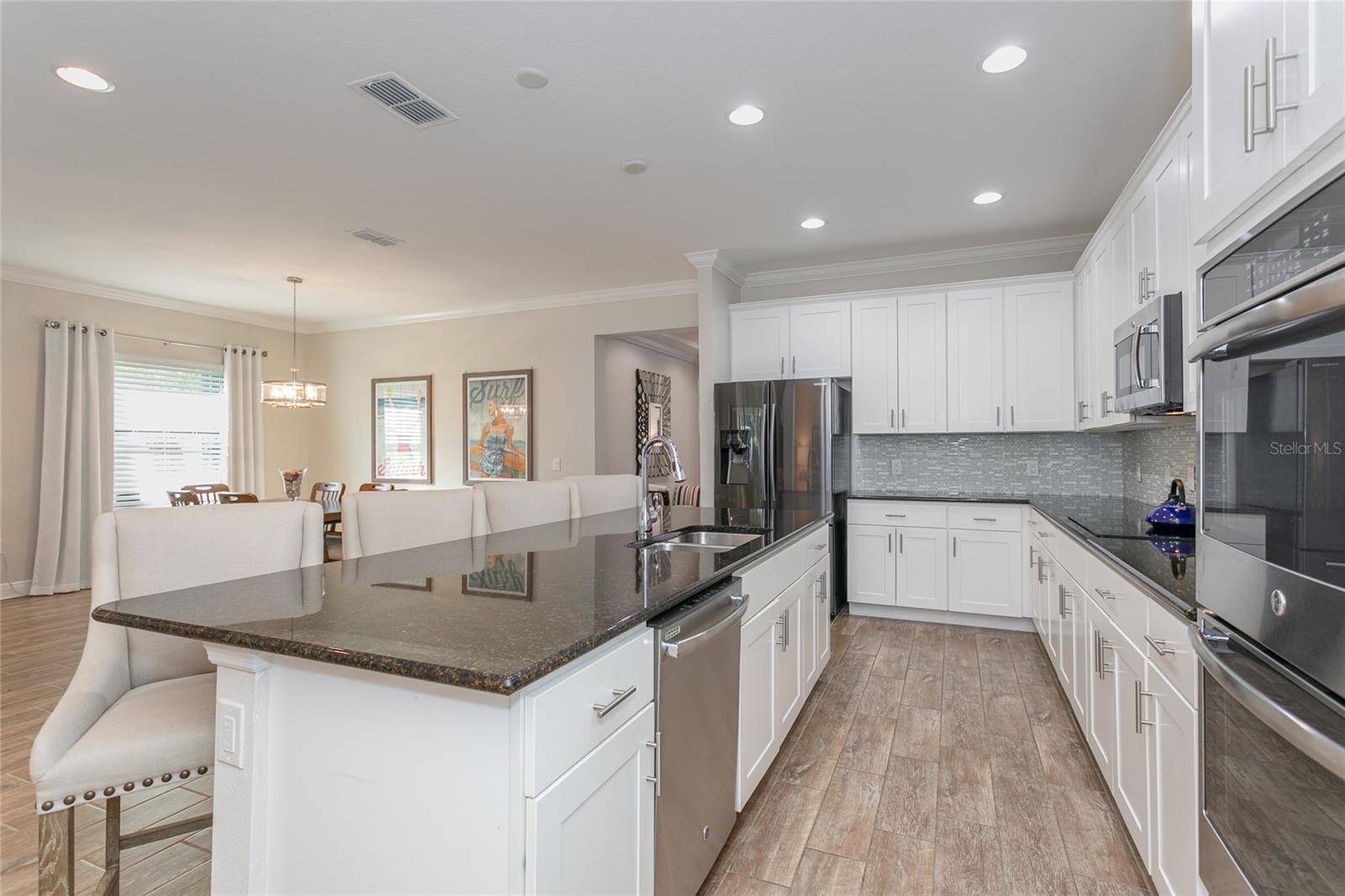 VILLA MILANO PH 3 - Residential