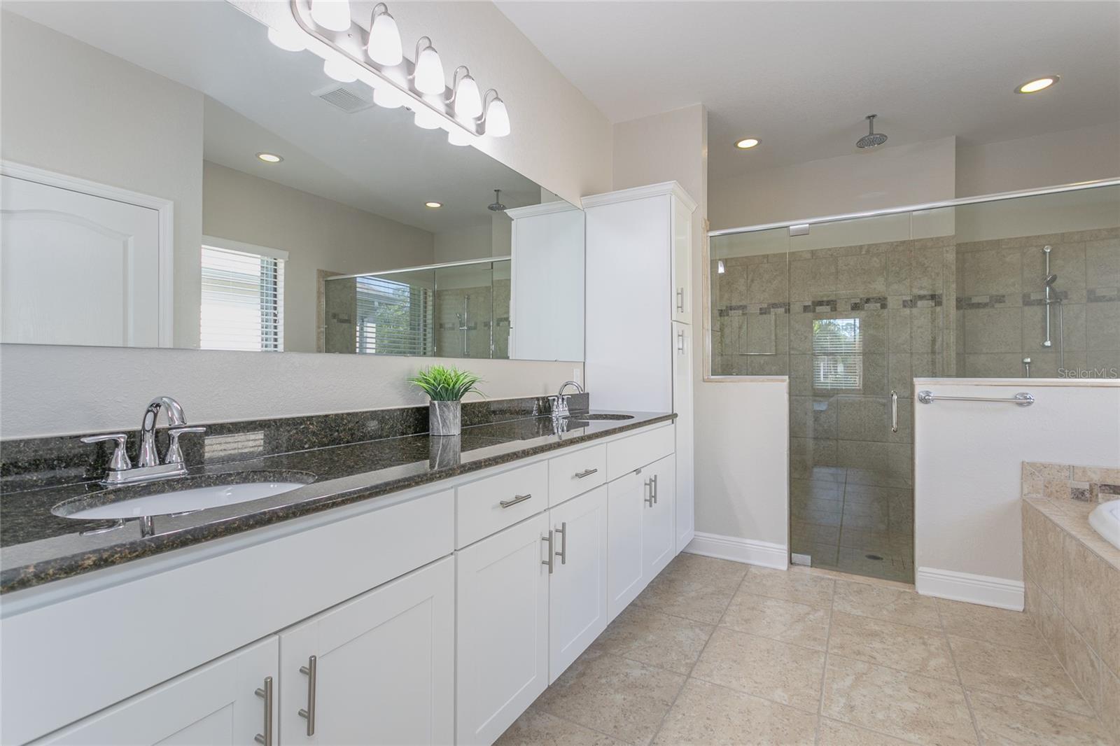 VILLA MILANO PH 3 - Residential