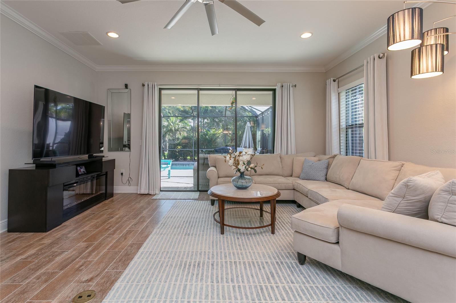 VILLA MILANO PH 3 - Residential