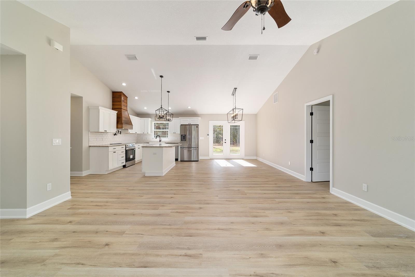 ROLLING HILLS UN 03 - Residential