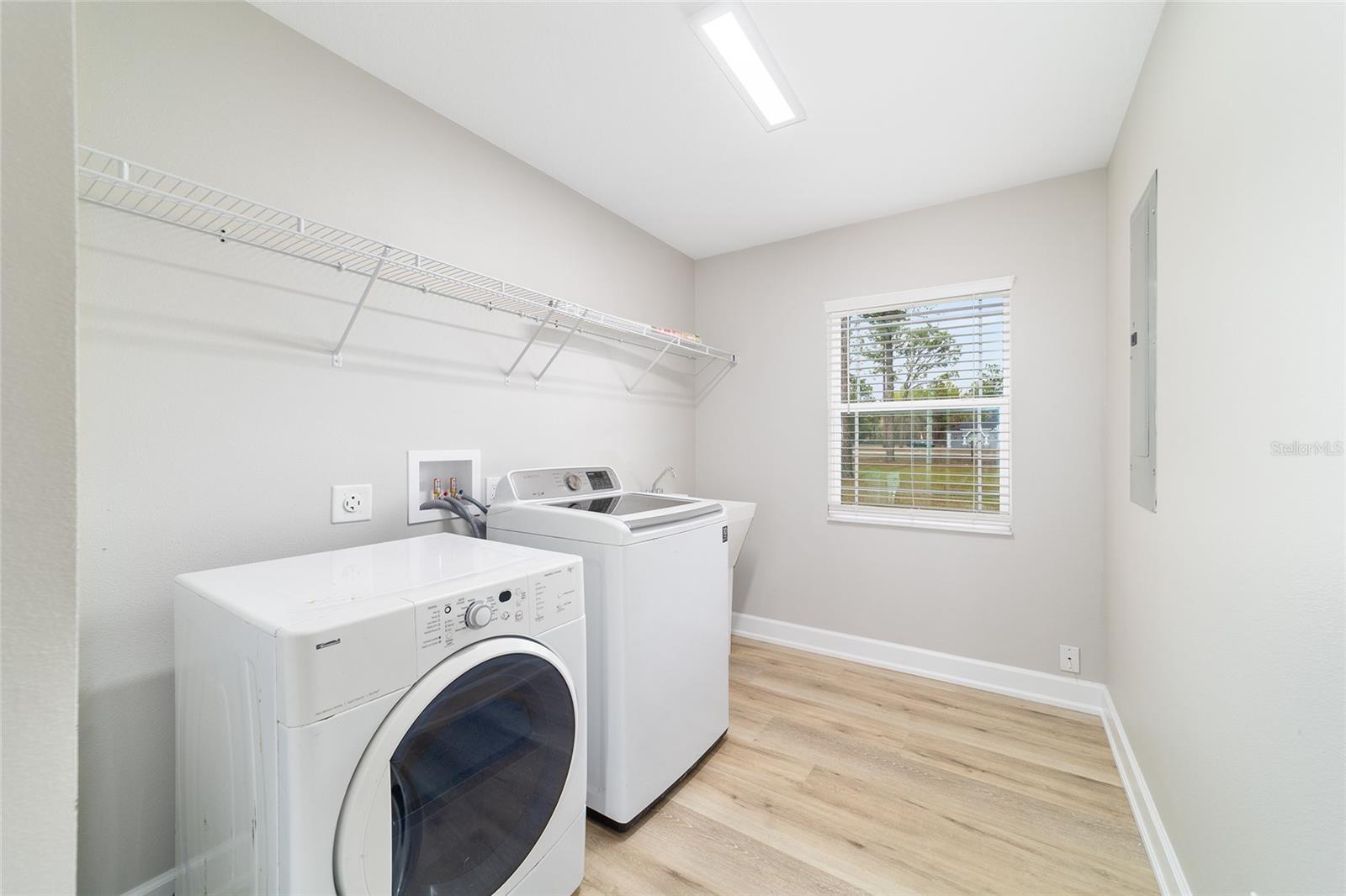 ROLLING HILLS UN 03 - Residential