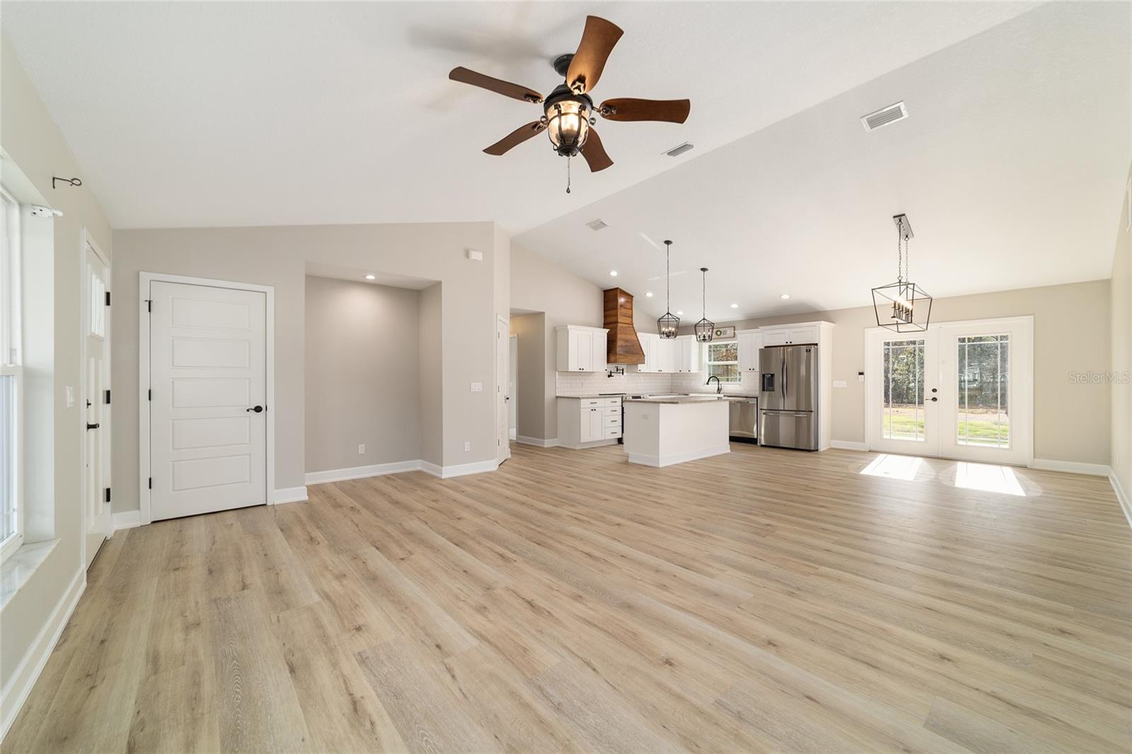 ROLLING HILLS UN 03 - Residential