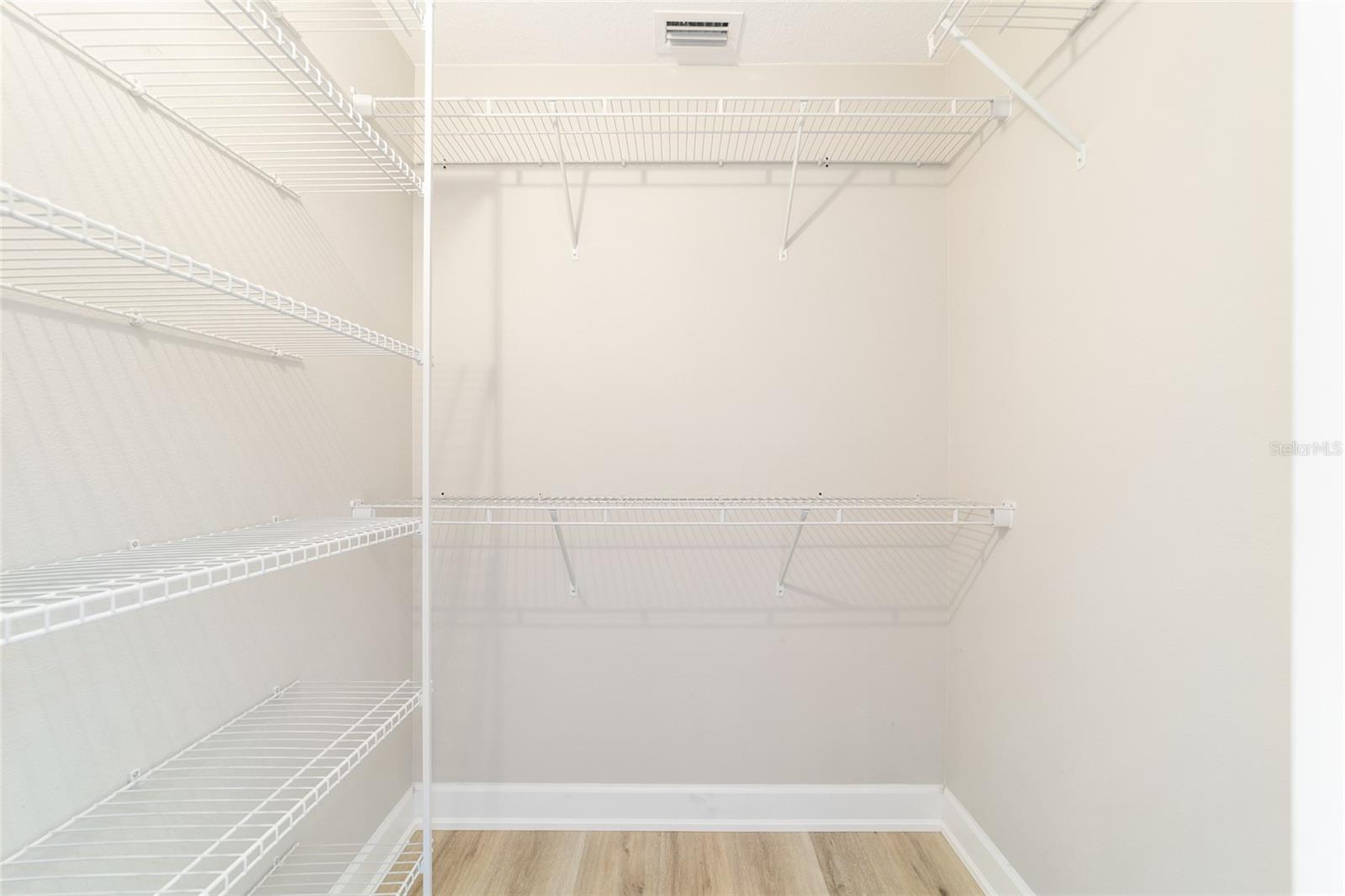 ROLLING HILLS UN 03 - Residential