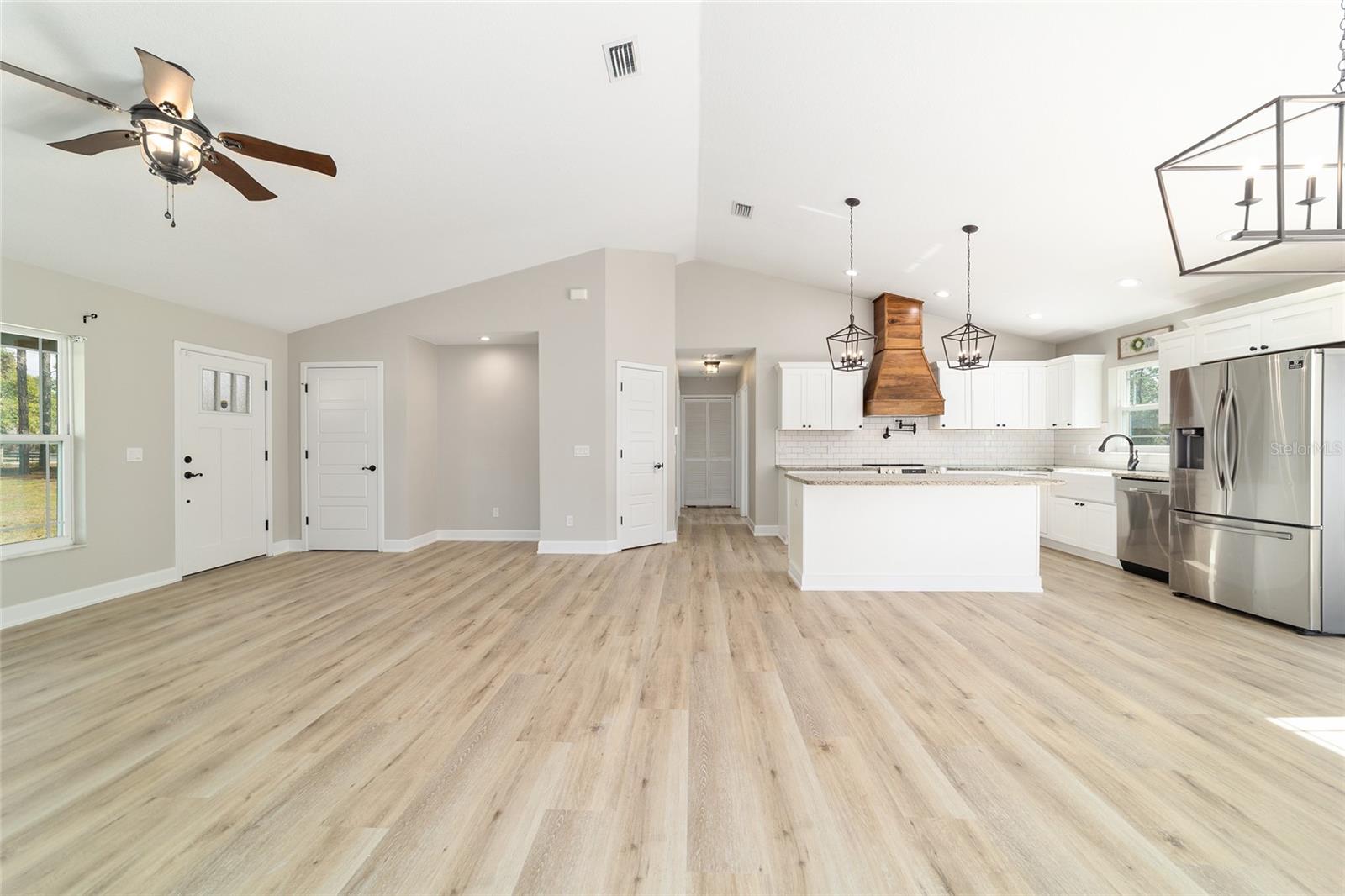 ROLLING HILLS UN 03 - Residential