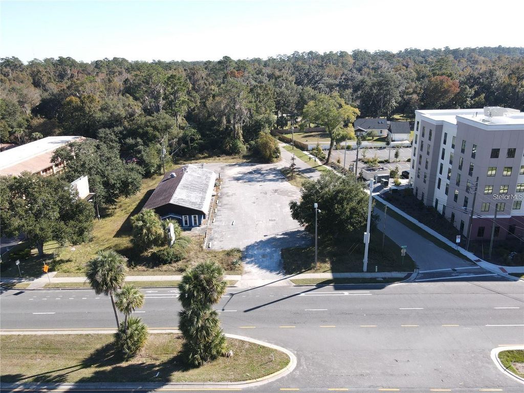 Photo of 2445 SW 13th Street, Gainesville, FL 32608 (MLS # GC539613)