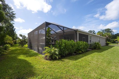 A home in PARRISH