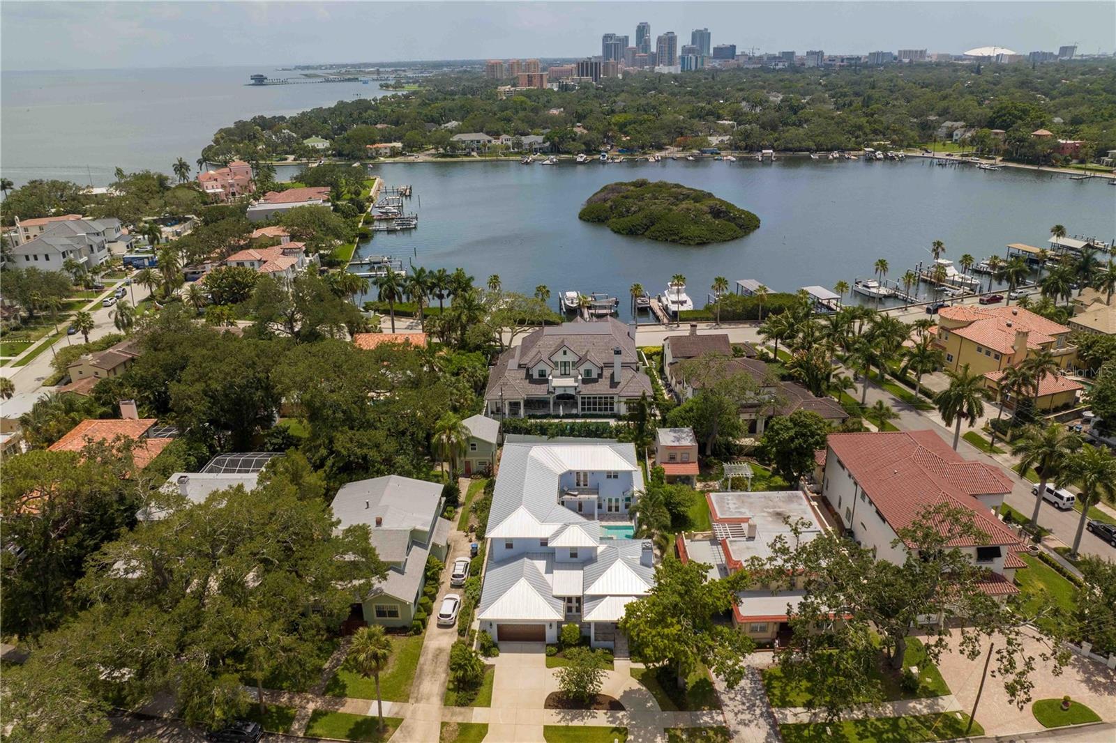 SNELL ISLE BRIGHTWATERS SEC 1 REP - Residential