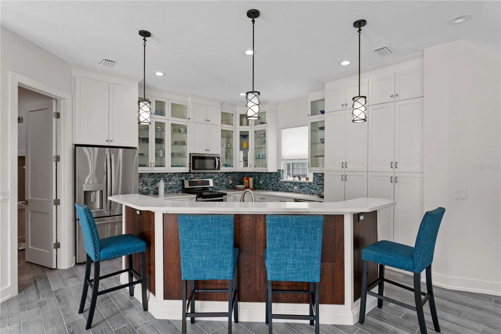 SNELL ISLE BRIGHTWATERS SEC 1 REP - Residential