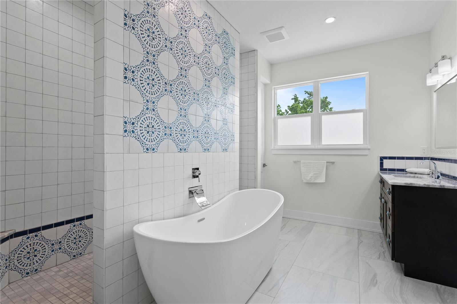 SNELL ISLE BRIGHTWATERS SEC 1 REP - Residential