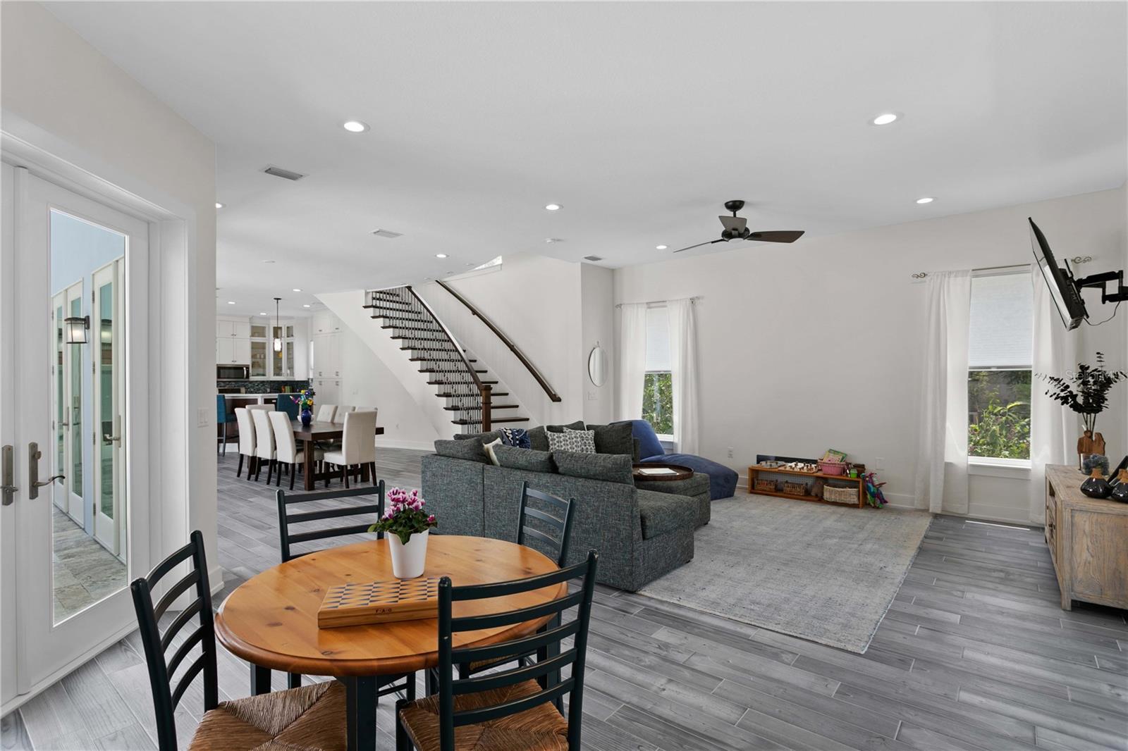 SNELL ISLE BRIGHTWATERS SEC 1 REP - Residential