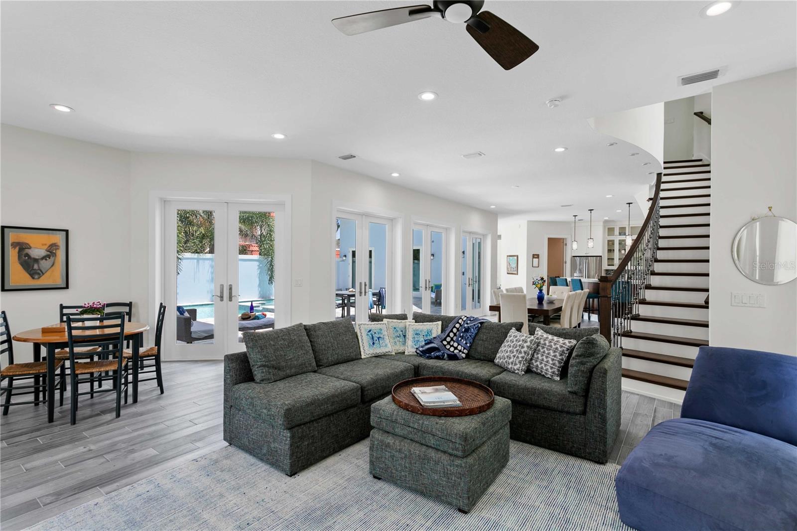 SNELL ISLE BRIGHTWATERS SEC 1 REP - Residential