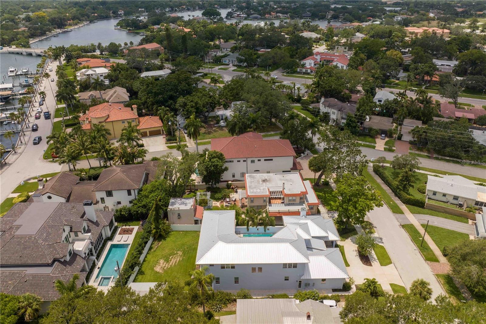 SNELL ISLE BRIGHTWATERS SEC 1 REP - Residential