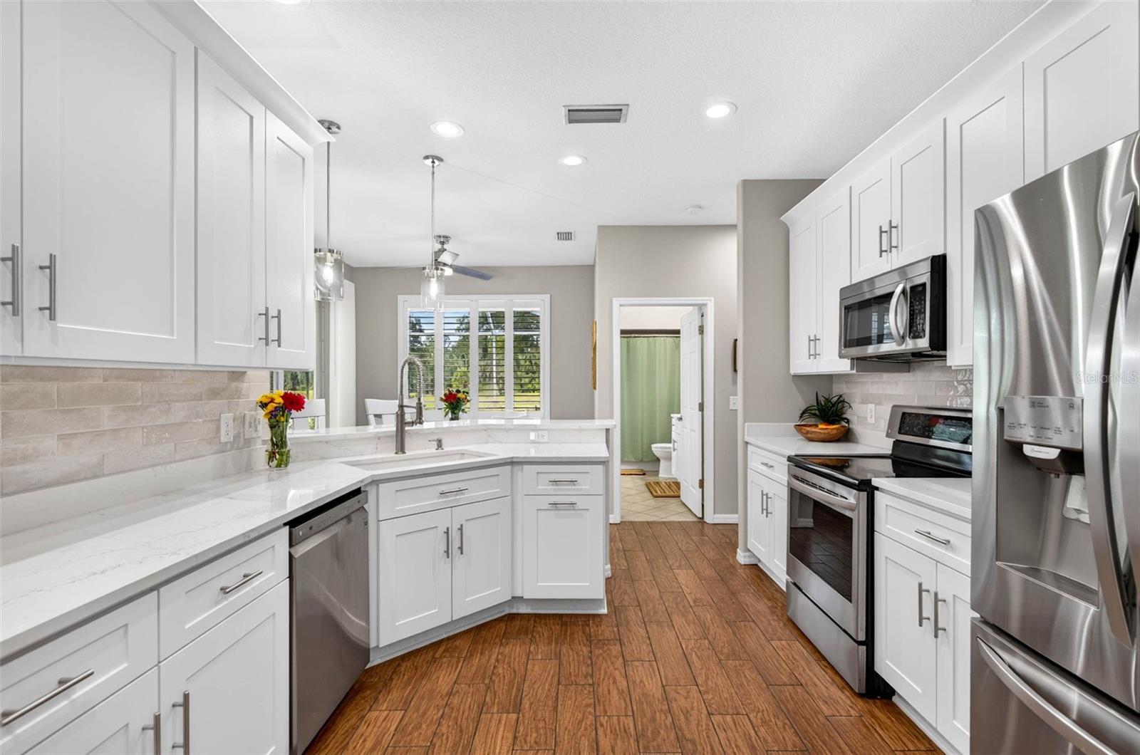 3825 SALIDA DELSOL DRIVE, RUSKIN, FL, 33573 4 3825 SALIDA DELSOL DRIVE