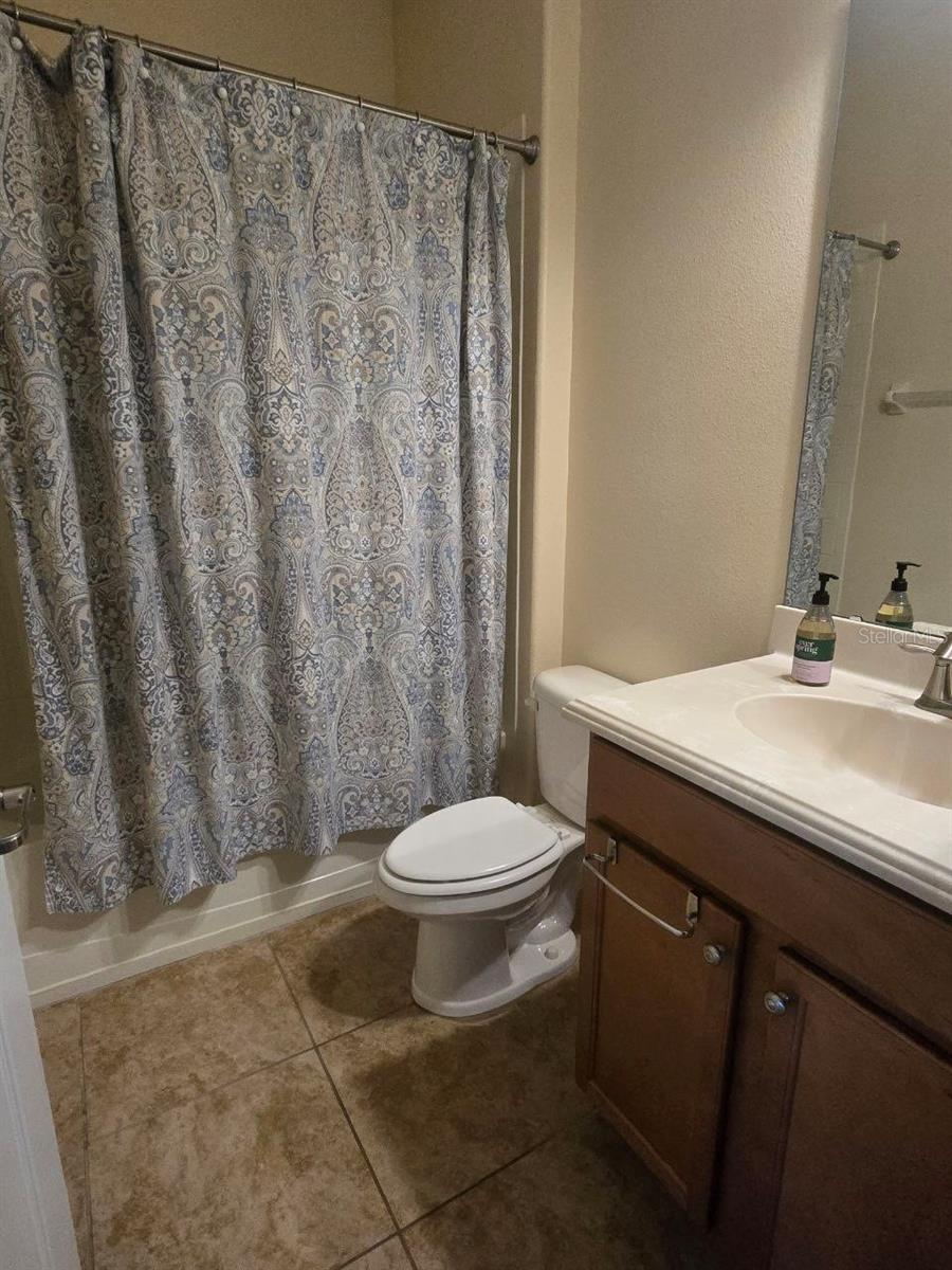 PARADISE PALMS RESORT PH 2 - Residential Lease