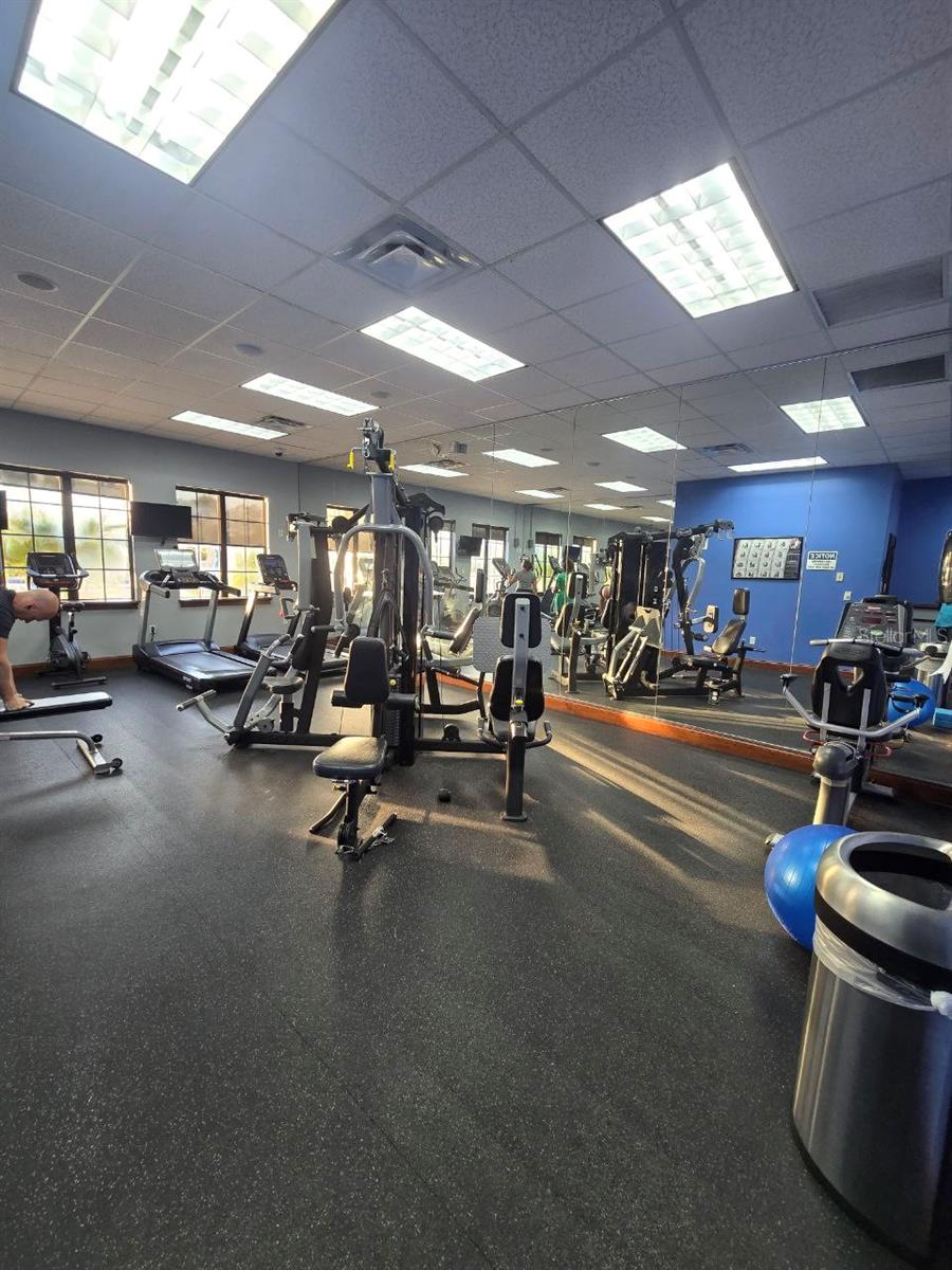 PARADISE PALMS RESORT PH 2 - Residential Lease