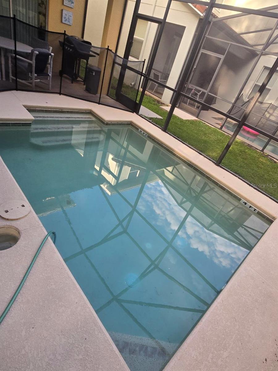 PARADISE PALMS RESORT PH 2 - Residential Lease