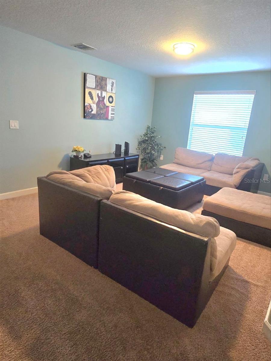 PARADISE PALMS RESORT PH 2 - Residential Lease