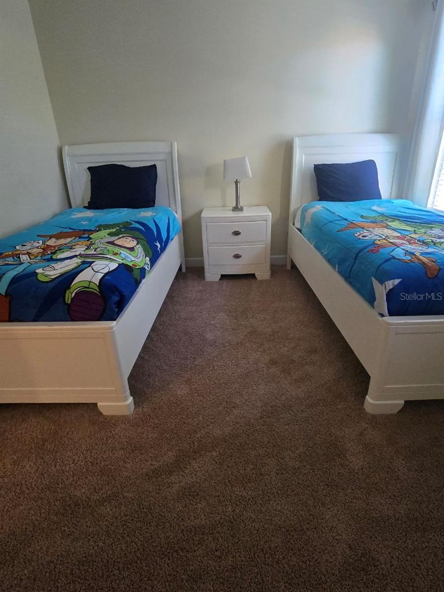 PARADISE PALMS RESORT PH 2 - Residential Lease