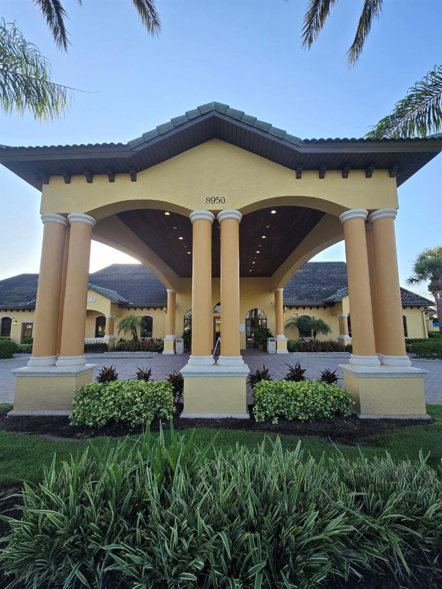 PARADISE PALMS RESORT PH 2 - Residential Lease