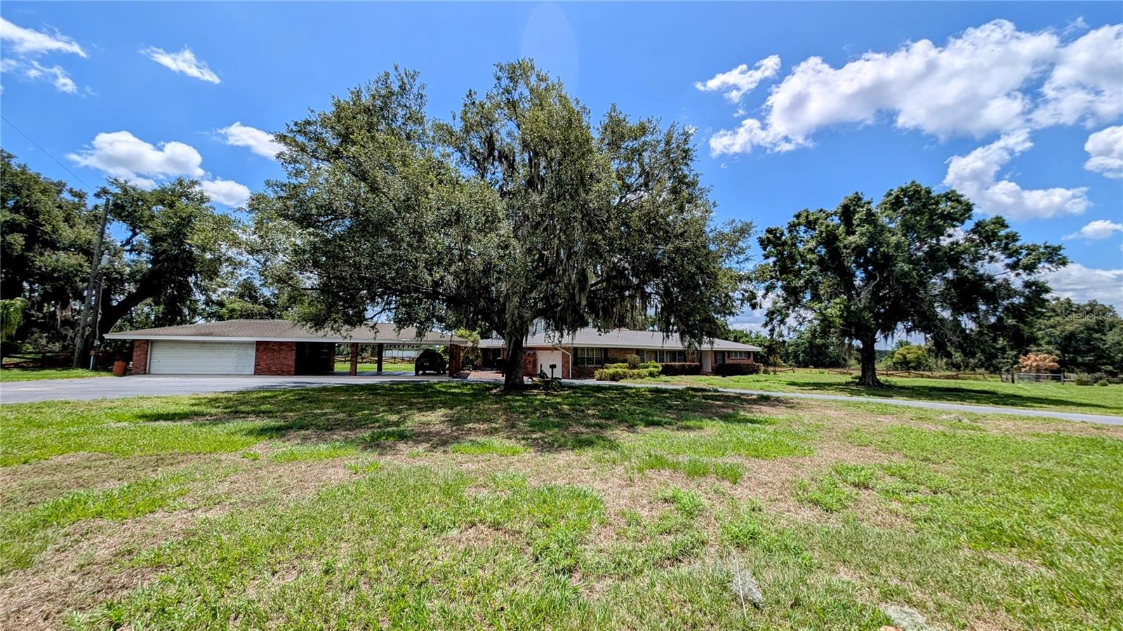 1150 SAUNDERS LANE