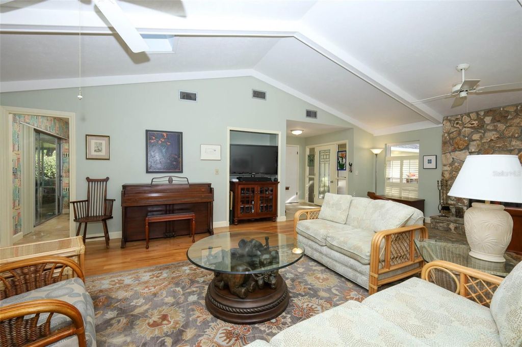 Photo of 141 Duncan Trail, Longwood, FL 32779 (MLS # O6357901)