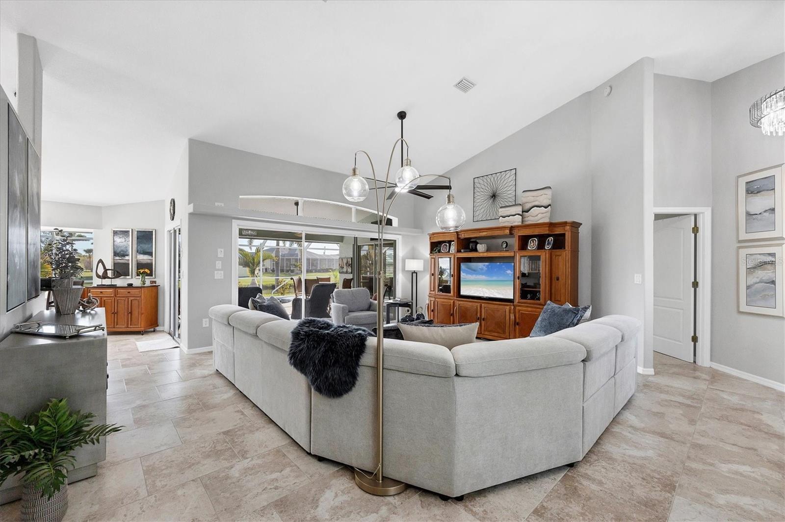 ROTONDA WEST WHITE MARSH - Residential