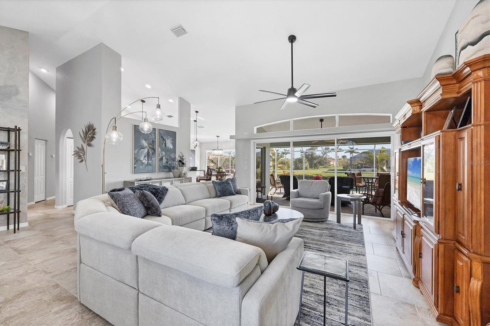 ROTONDA WEST WHITE MARSH - Residential