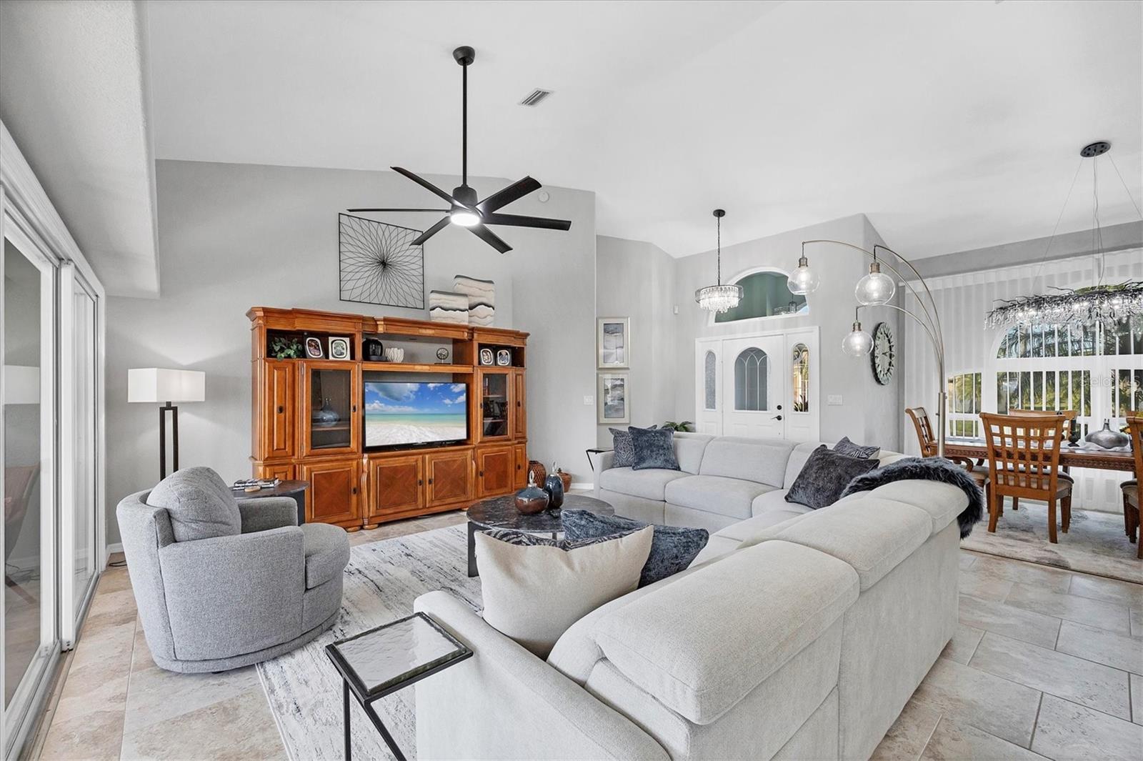 ROTONDA WEST WHITE MARSH - Residential