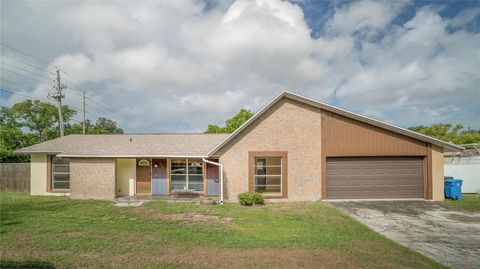 Photo of 3320 Las Brisas Drive, Riverview, FL 33578 (MLS # TB8497307)