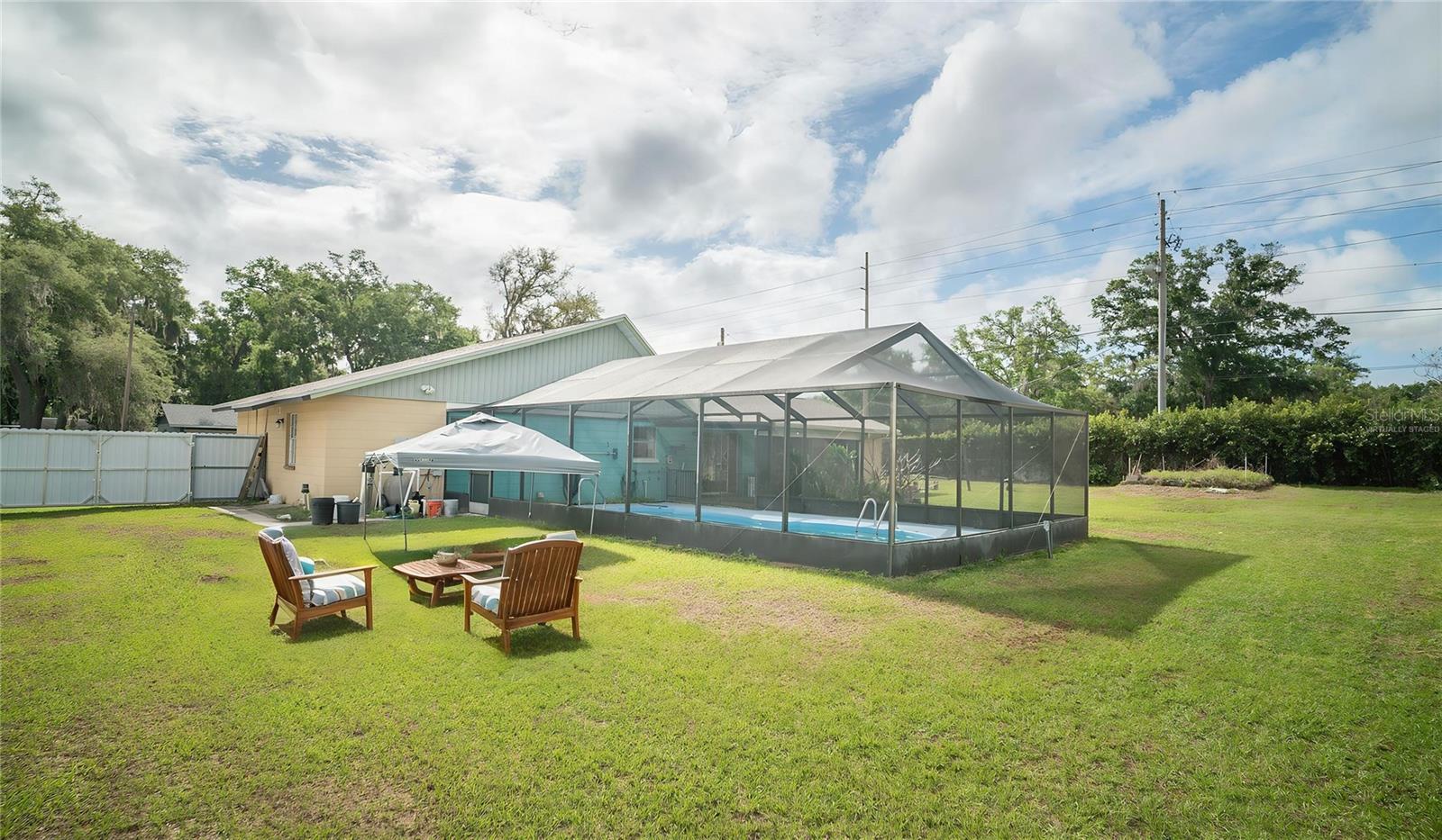 LAS BRISAS - Residential