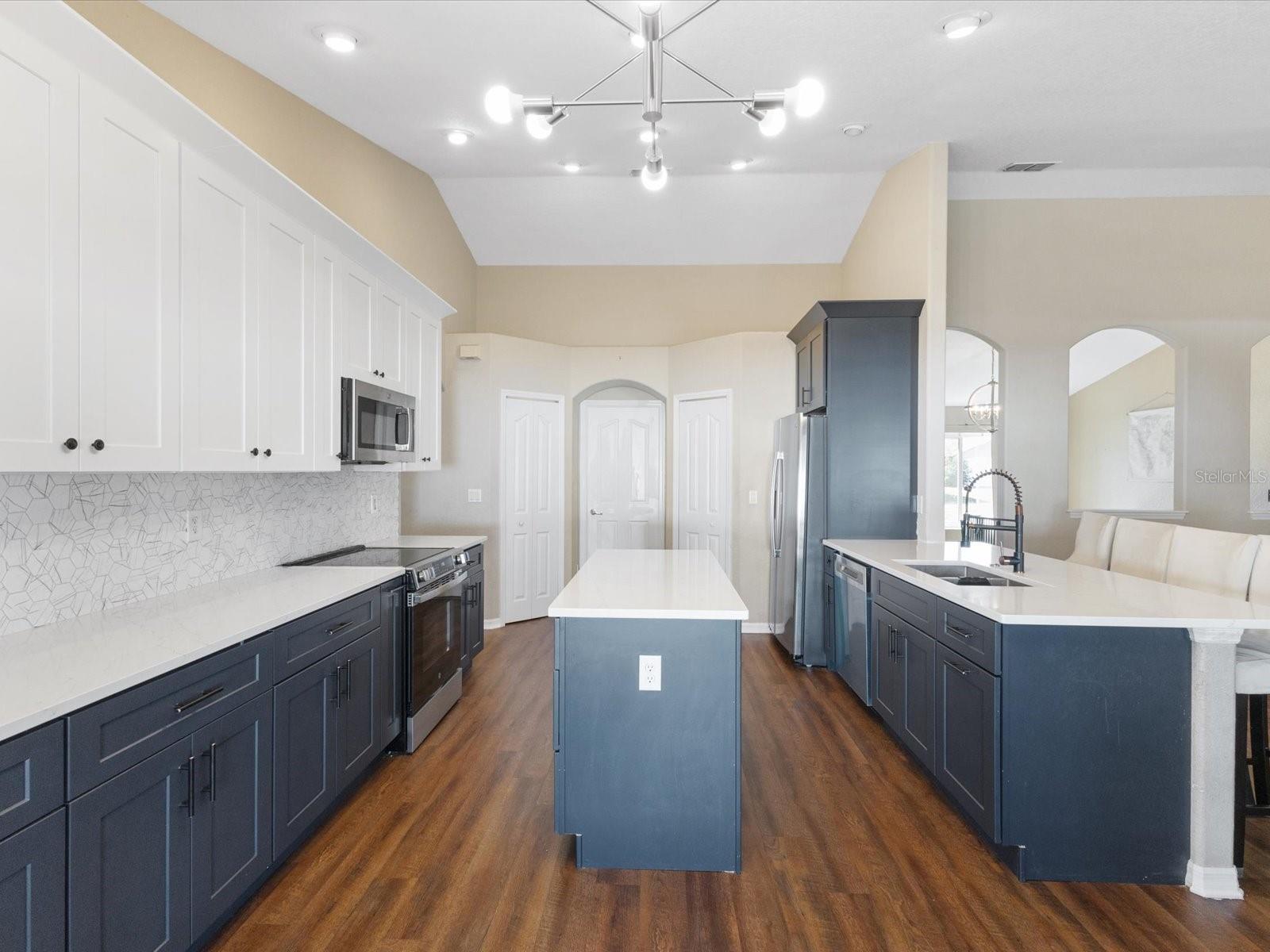 SPRING HILL - Residential