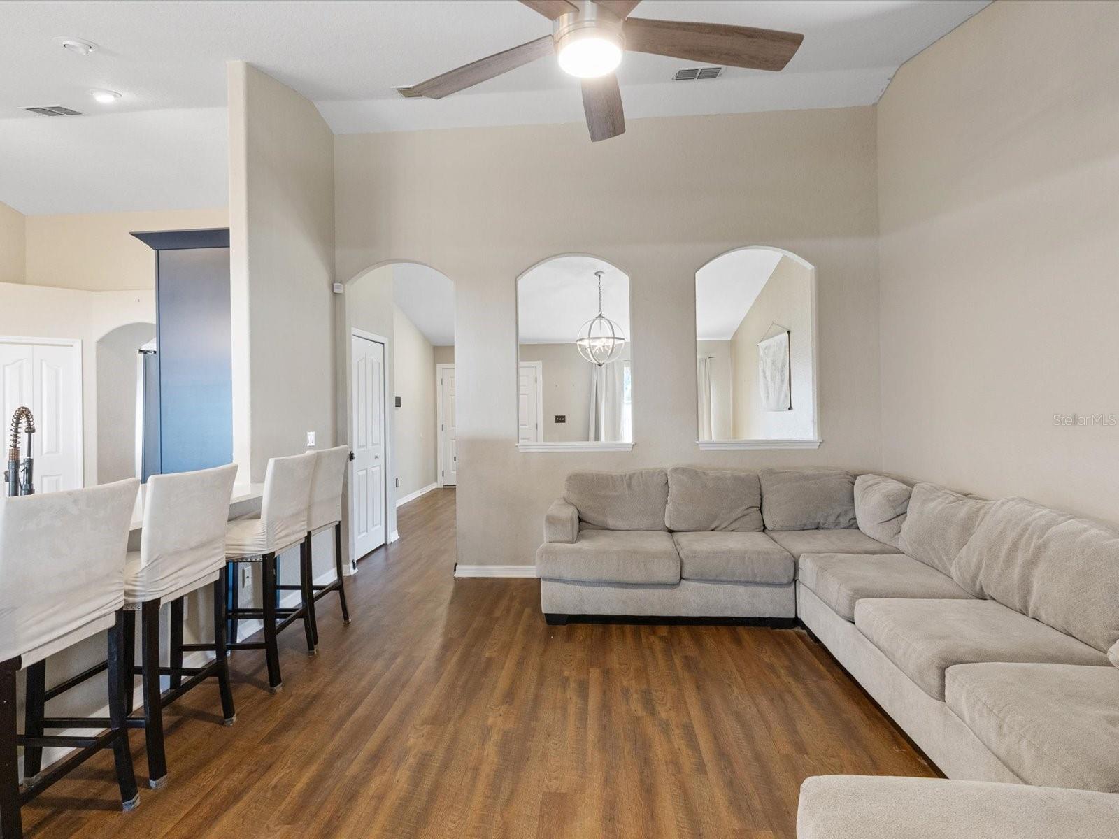 SPRING HILL - Residential