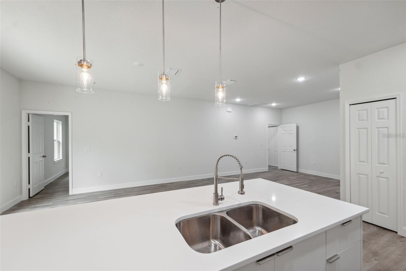 CITRUS SPGS UNIT 04 - Residential