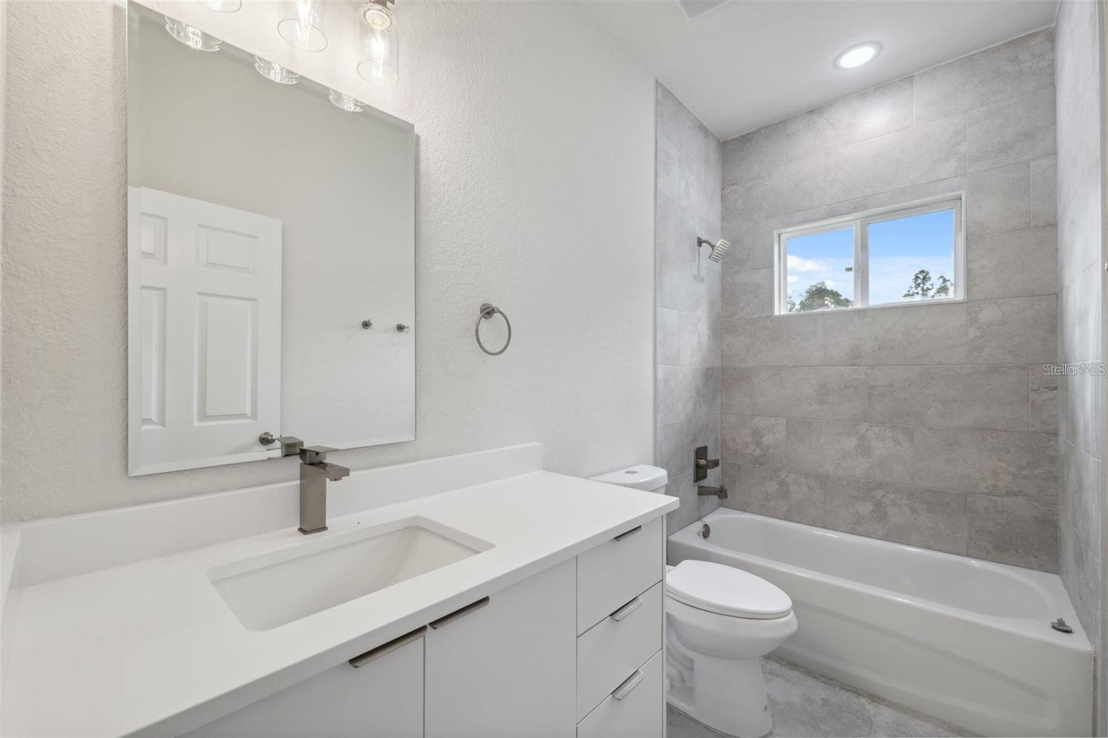 CITRUS SPGS UNIT 04 - Residential