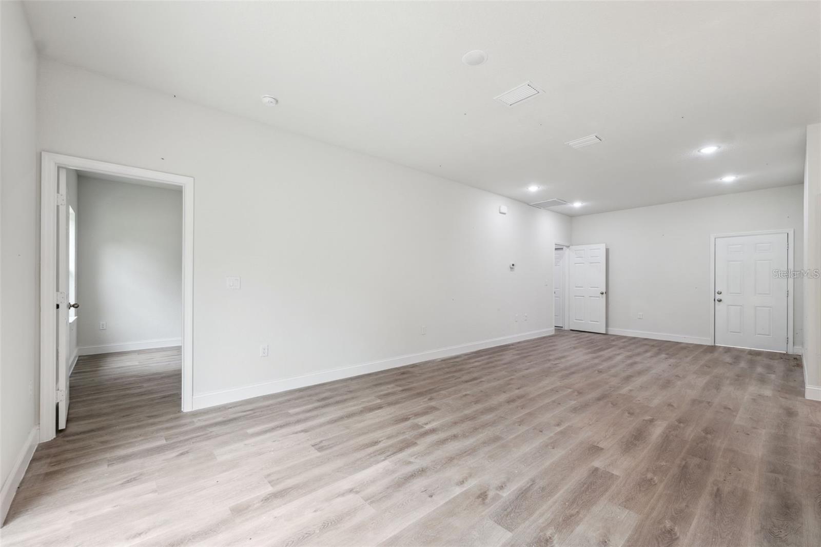 CITRUS SPGS UNIT 04 - Residential