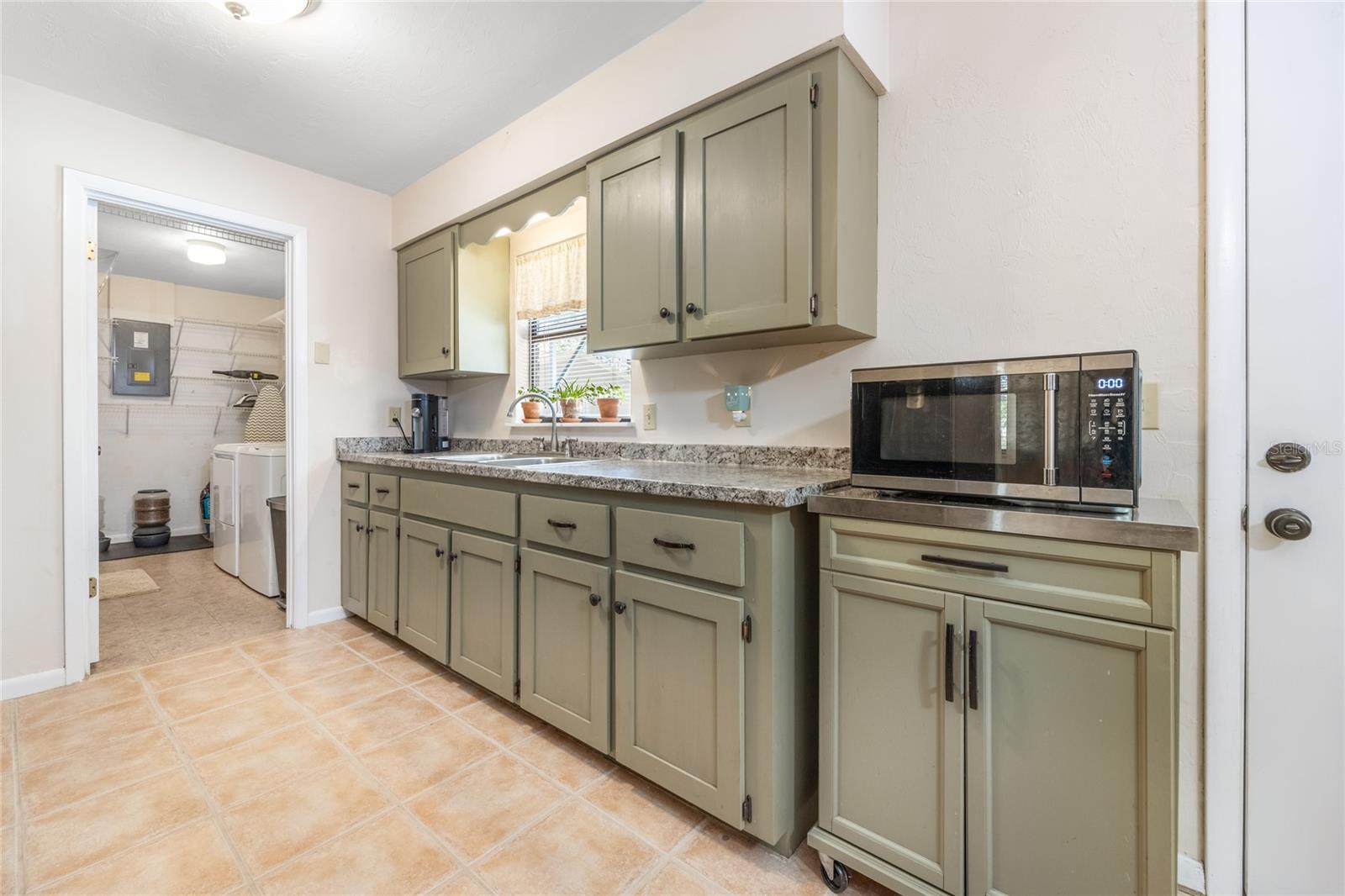 BROKEN ARROW - Residential