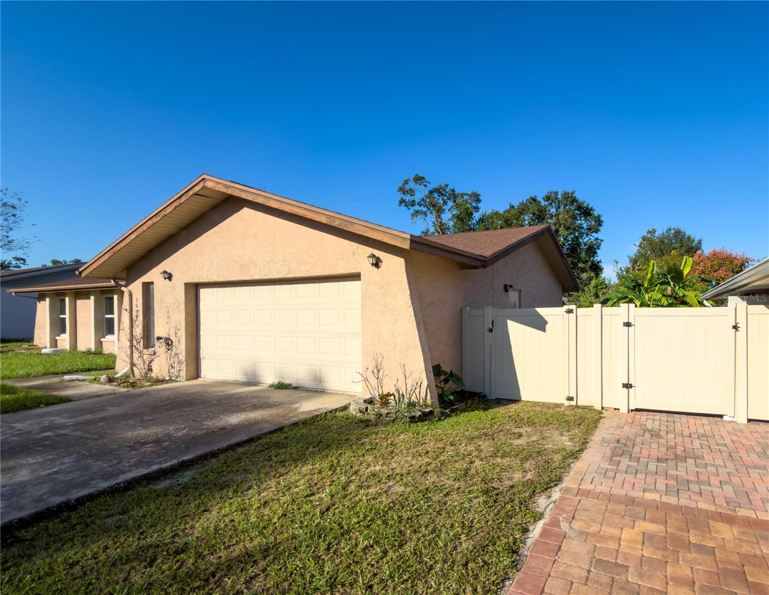 1804 ORANGE HILL DRIVE