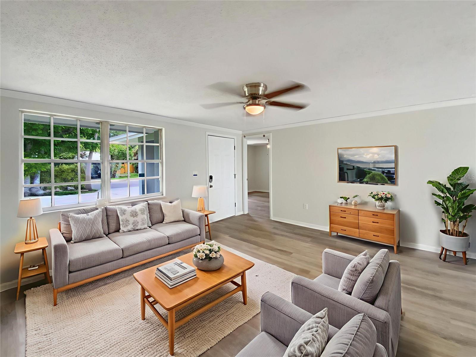 2827 SILK OAK DRIVE