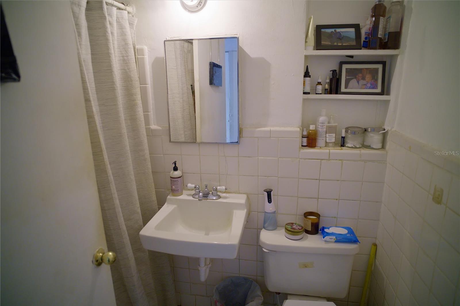 CRYSTAL RDG SUB - Residential Income