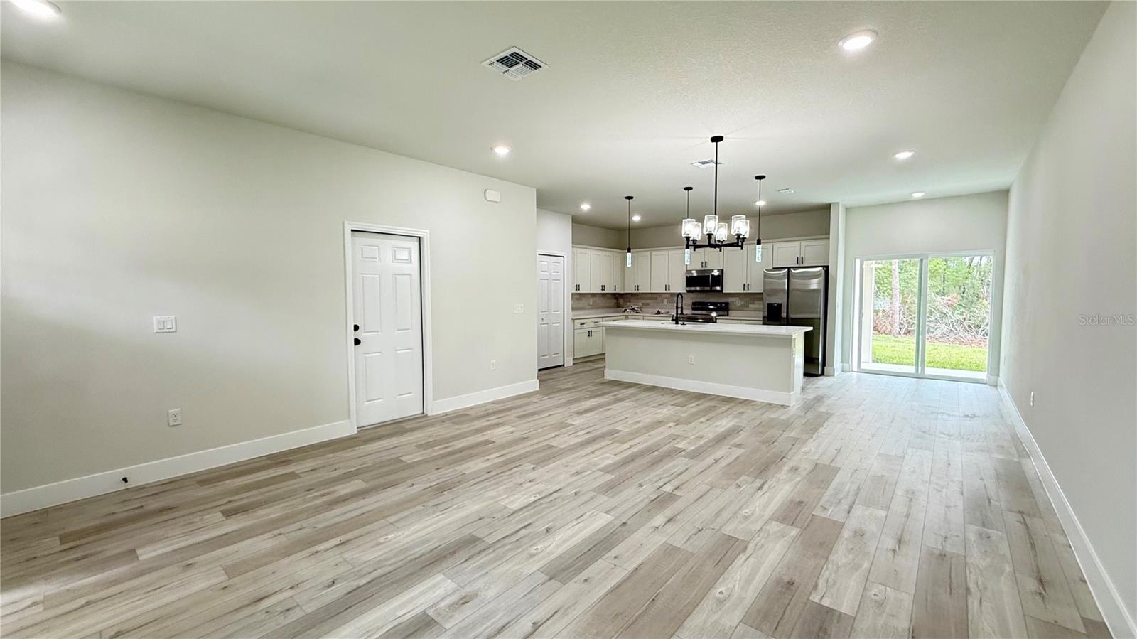 MARION OAKS UN 06 - Residential