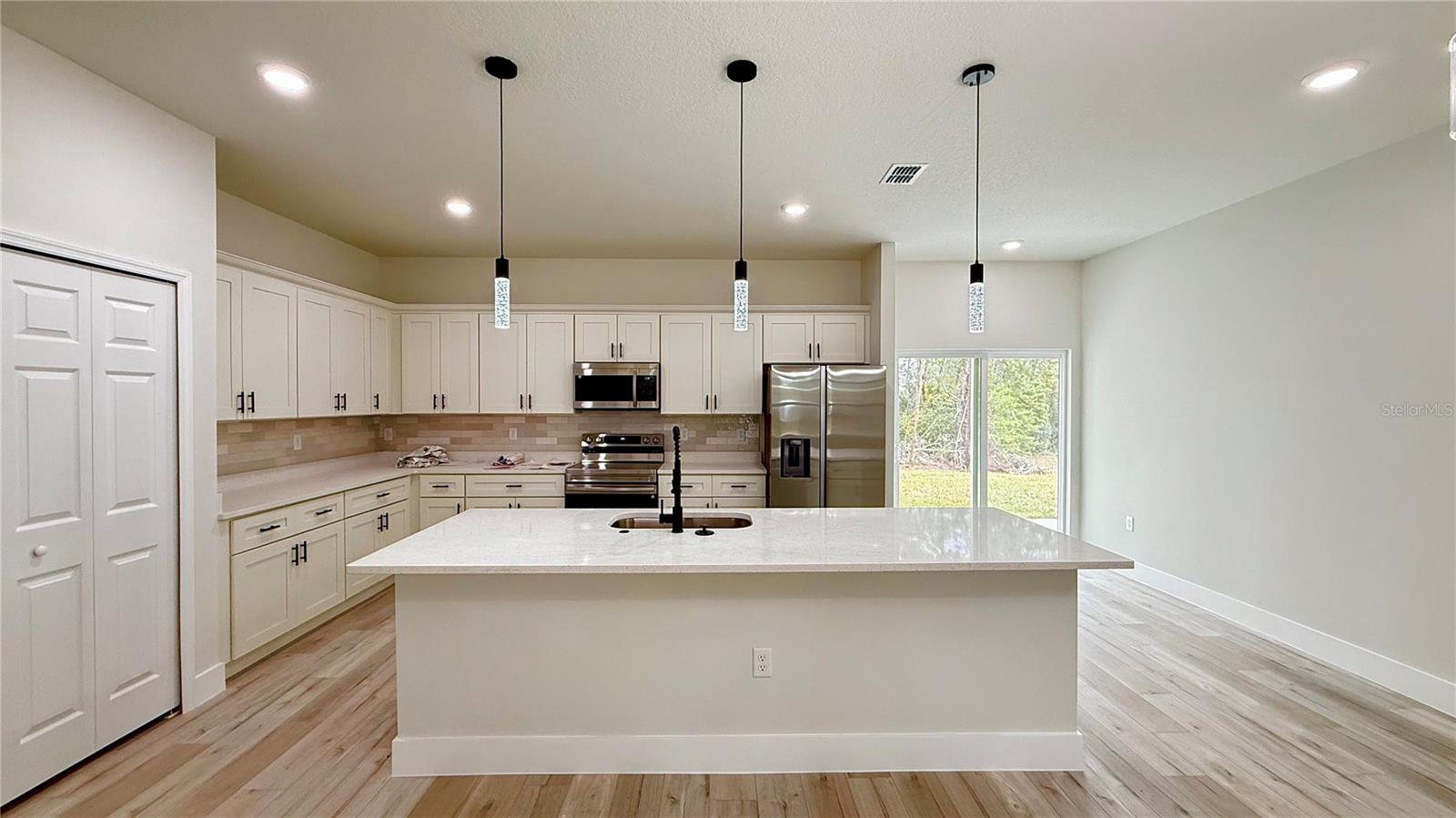 MARION OAKS UN 06 - Residential