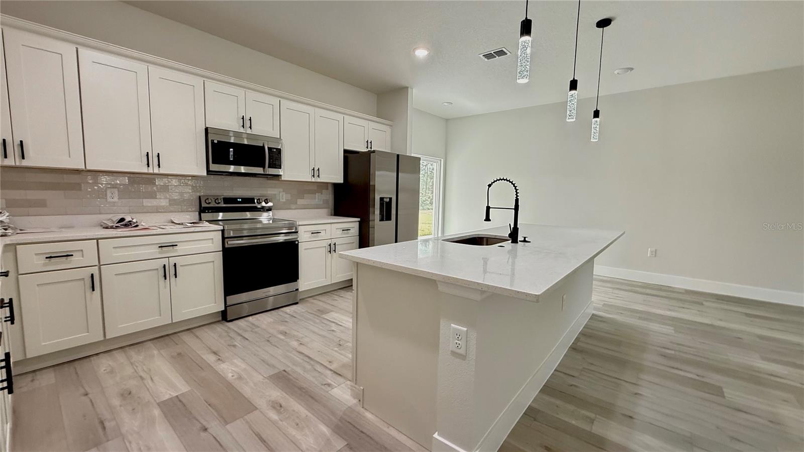 MARION OAKS UN 06 - Residential