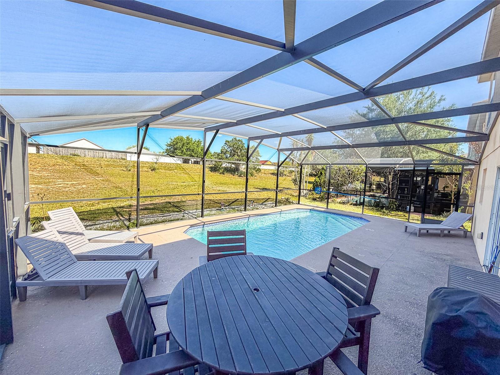 POITRAS ESTATES - Residential