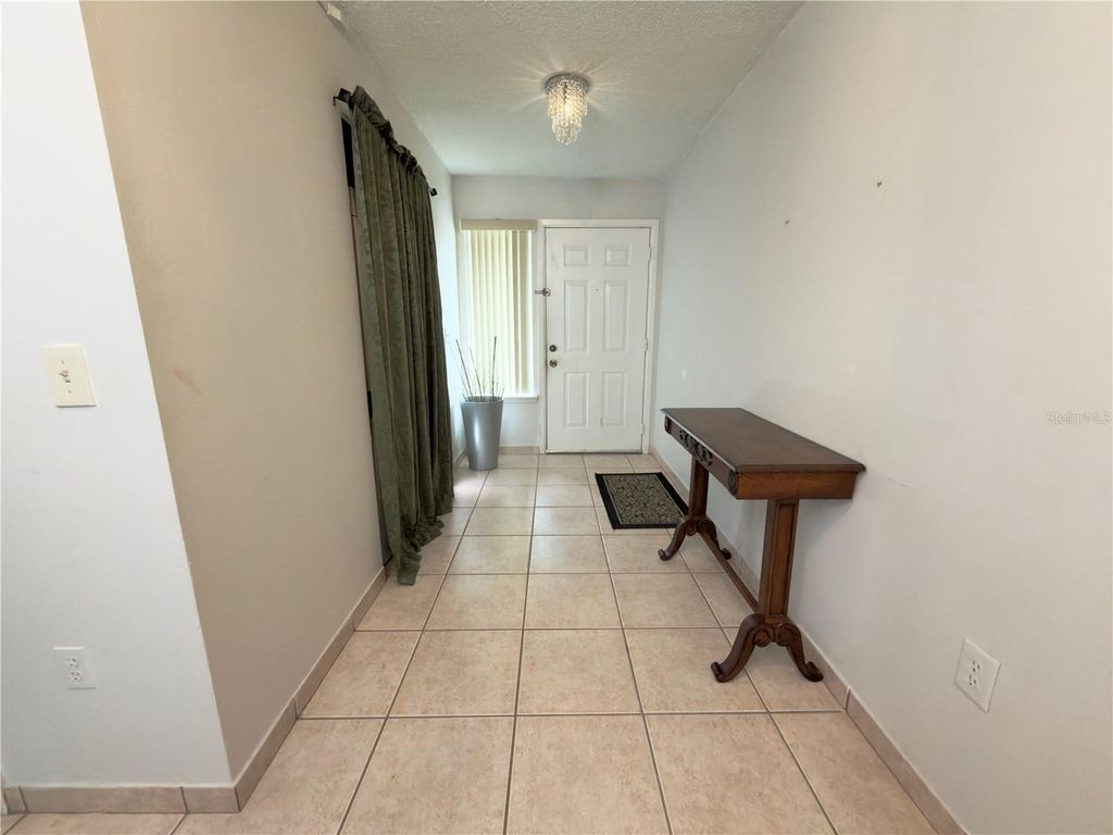 Photo of 1009 Westside Drive, Winter Garden, FL 34787 (MLS # S5136485)