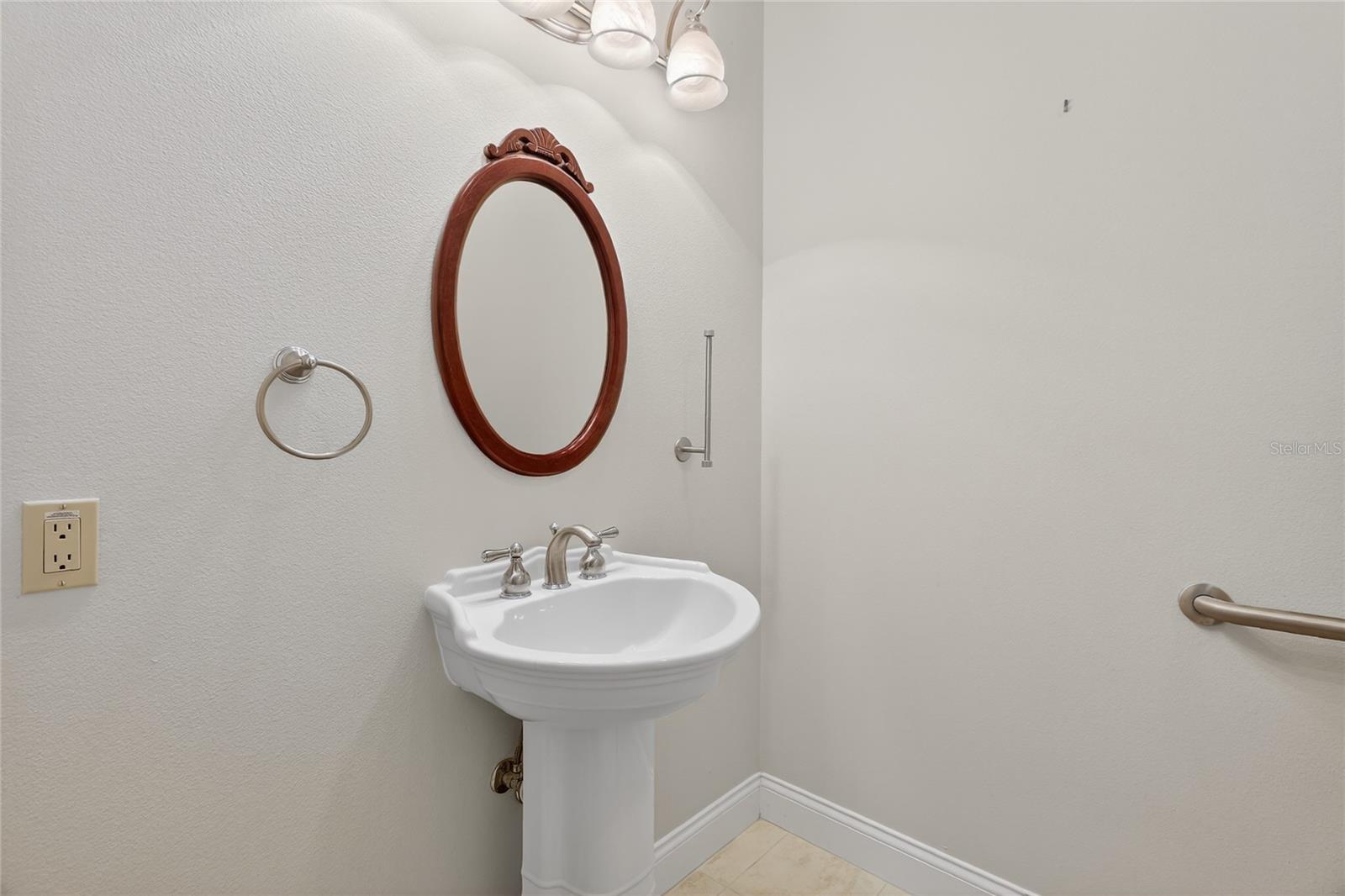 AMBER ESTATES - Residential