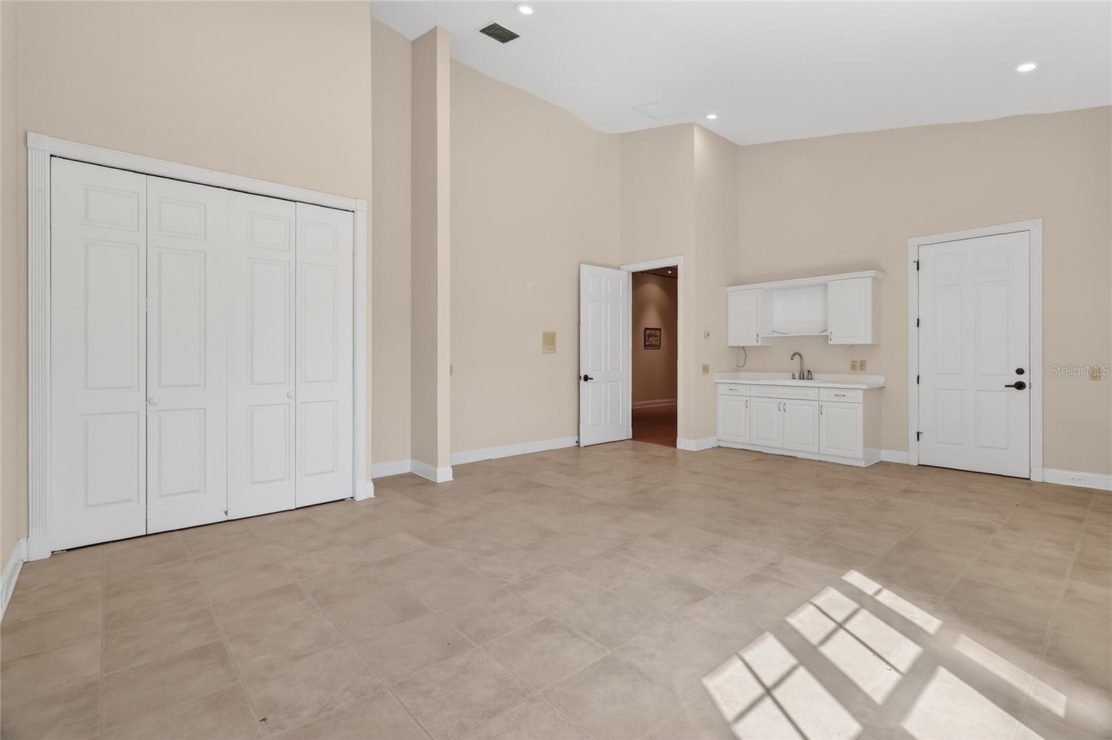 AMBER ESTATES - Residential