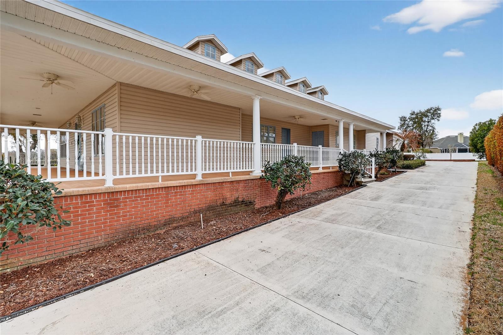 2128 LAKE ARIANA BOULEVARD