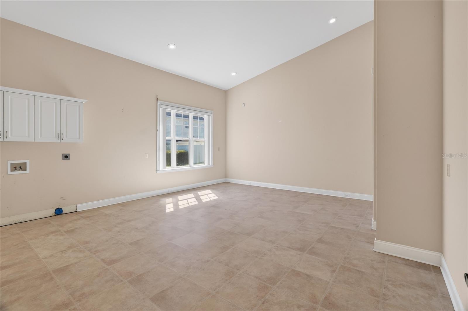 AMBER ESTATES - Residential